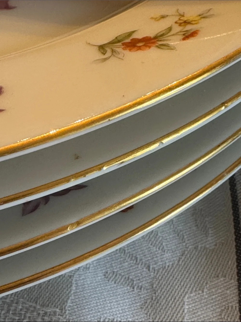 Vintage Harmony House Dresdania China.  4 10” Dinner Plates